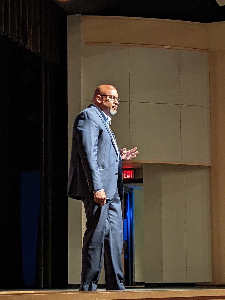 Kicking off the new year right with <a href="/PrincipalKafele/">Principal Kafele</a>!  Let's go! <a href="/KentwoodPS/">Kentwood Schools</a>