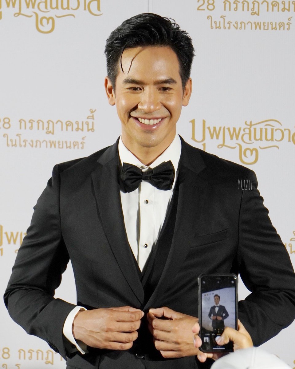 YuzuofP's tweet photo. เค้าก็คนเดียวกันนะคะ แต่ทำให้หลงได้แบบคนละอารมณ์ง่ะ 😍 #popezaap https://t.co/OxzH5GqrHY