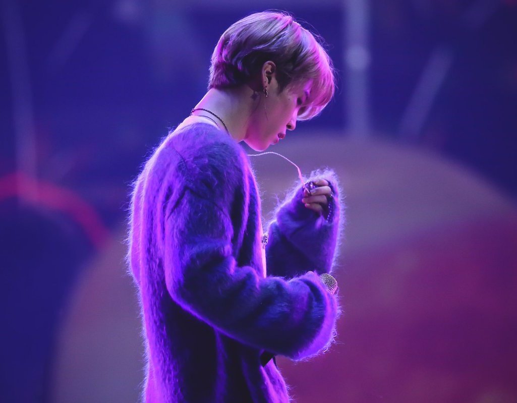 LalidEtigues's tweet photo. @spe_BTS_moment Quatre de plus, c'est cadeau, ça fait plaisir 8D https://t.co/z2KBW7uDmC