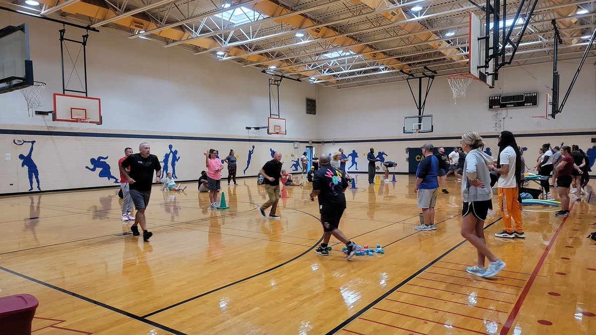 CCSIABS's tweet photo. @CumberlandCoSch Elementary PE teachers in PE. Great fun! @mellottahill1 https://t.co/Kc8FFRiotf
