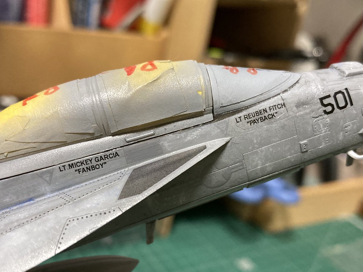 jun_area51's tweet photo. FA18F Dagger 🗡4: 501
PAYBACK&amp;FANBOY

デカール失敗しても予備がある安心感✨
自作デカールは新戦力

#FA18FSuperHornet 
#トップガンマーヴェリック        
#トップガン祭り https://t.co/HyVBKplCne