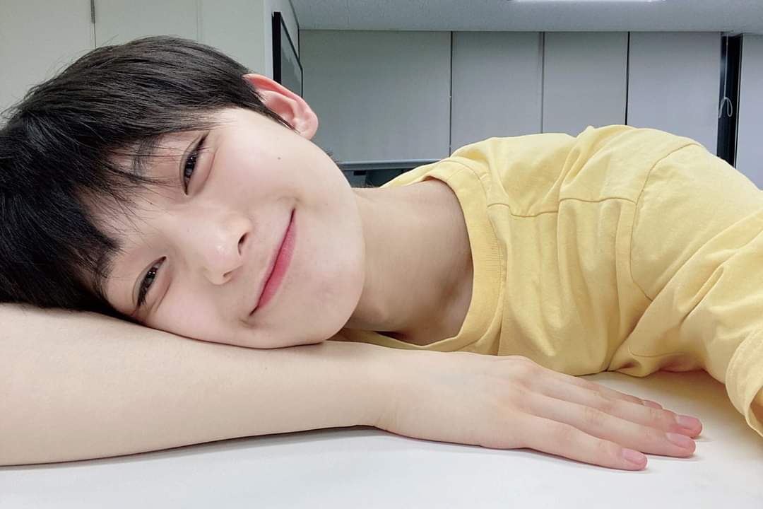 svnh33097's tweet photo. 아무것도 생각하지 말고 푹 쉬다 !!! 그리고 빨리 건강해... 우리 애기 건강을 제일 중요하니까.... 많이 많이 사랑해 으리 떠떠누 😘😘😘
#sunoo #GetWellSoonSunoo 
#ENHYPEN #ENHYPEN_SUNOO @ENHYPEN https://t.co/VOBy6iShP4