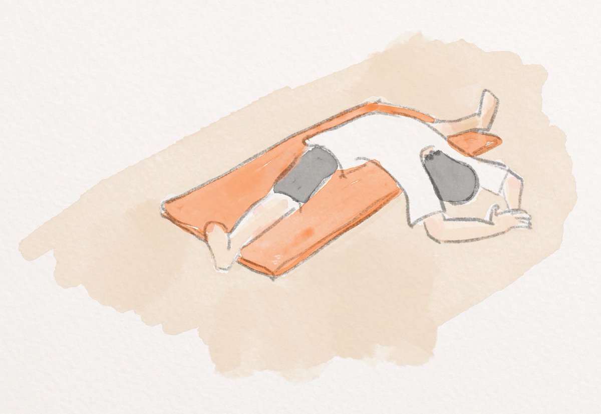 「22/08/17日。ヨガマットから足はみ出してきた。買い替え時かな? 」|た  しのイラスト