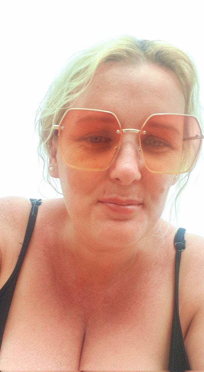 JulieRobbo85's tweet photo. Summer fun days at the beach mother daughter date day 💕 ❤ https://t.co/RB5UQgG3QR