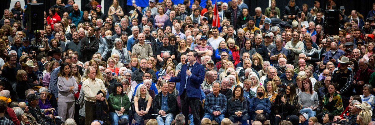 reliefinplace's tweet photo. During a break at whichever of his many scandals he’s watching, Trudeau must look at these photos and think about the good old days before people figured him out as a dishonest proven hypocrite who is the epitome of everything he preaches he’s against.
#GoPierreGo https://t.co/pjfEL9rJDC