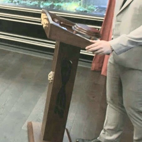 caratlovezone's tweet image. GoSe staff... Are you using material with Ateez logo on it? 😂

@pledis_17