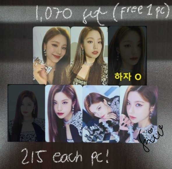 aik4rt's tweet photo. wts lfb 

itzy concert photocards/lucky draws 
see photos for prices
payo to secure need to take 2 member set 

wts lfb itzy ryujin yeji lia yuna chaeryeong checkmate pc lucky draws concert photocards https://t.co/oFbG3OoMmG