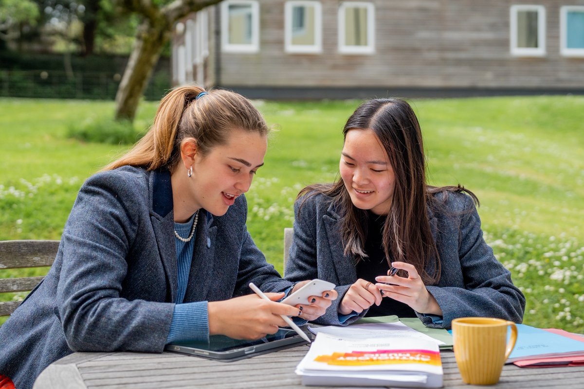 BPLalerts's tweet photo. @BadmintonSchool: Get INTO it!
Autumn Open Day on Saturday 1 October from 10.00am. 
There will be presentations, tour of the school and you are invited to stay for lunch!
Book your free place online now: https://t.co/HzpQO9fslx
https://t.co/p6HjOGsIXI
#BadmintonOpendays #ad https://t.co/bnSASvQh8o