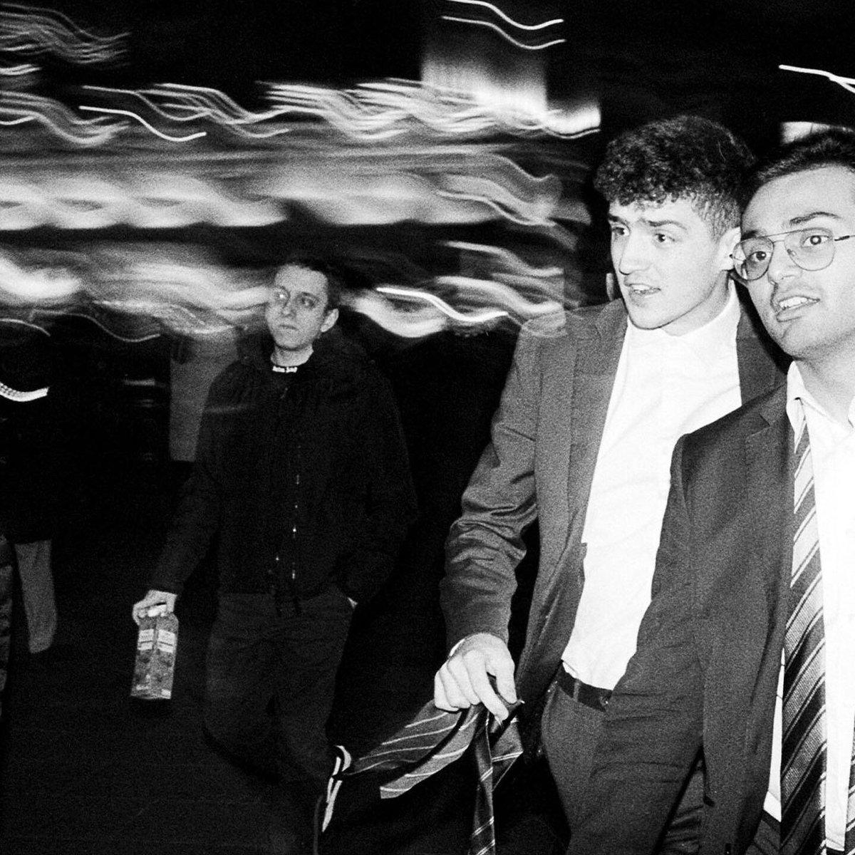 EthanMilner_'s tweet photo. Black and white street photography at night in London,.. slaps!  #blackandwhite #filmphotography #filmcommunity #streetphotography #leicam6 #leica #london #analogue https://t.co/7N73wQ3LQ5