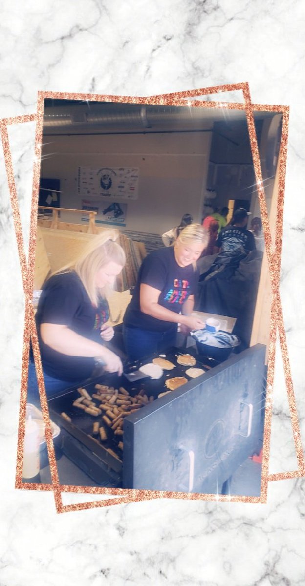 Jbarnumoatc's tweet photo. OPS CTE Facilitators are making OATC-WDLC students breakfast while students are doing a school wide scavenger hunt.  @oatcconstruct @OATCHealthcare @OATCElectronics @RoadrunnersOATC https://t.co/Ygncn93dHF