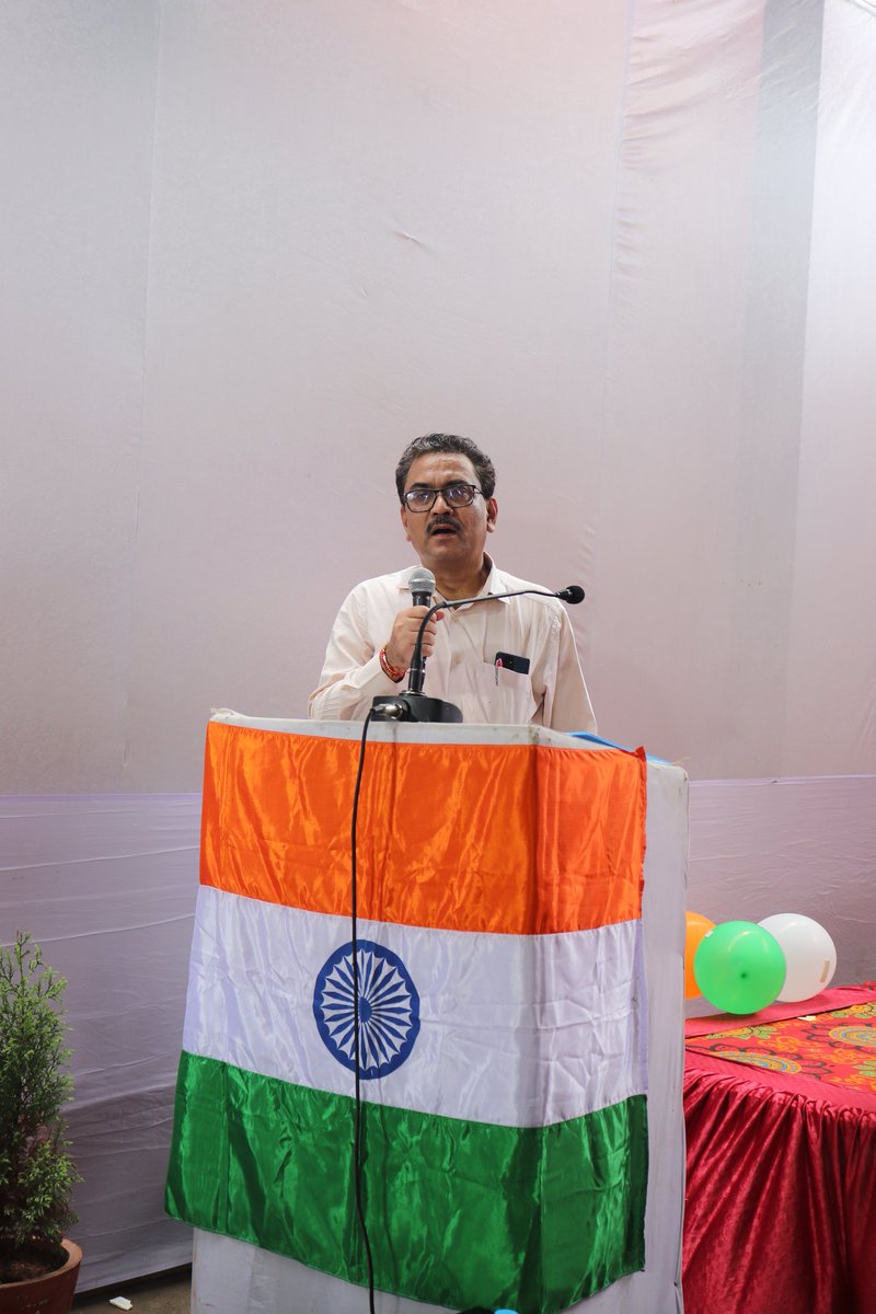 KidsInternatio5's tweet photo. #IndependenceDayCelebration #HarGharTiranga #AzadiKaAmritMahotsav #www.thekis.in #9031431234 #KidsInternationalSchool #KIS   #internationalcurriculum #Jamshedpur https://t.co/L46ktEN8u6