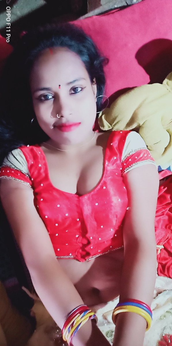 Bhabhipriya0's tweet photo. Kaisi lag rhi hun https://t.co/wiA72k7cPn