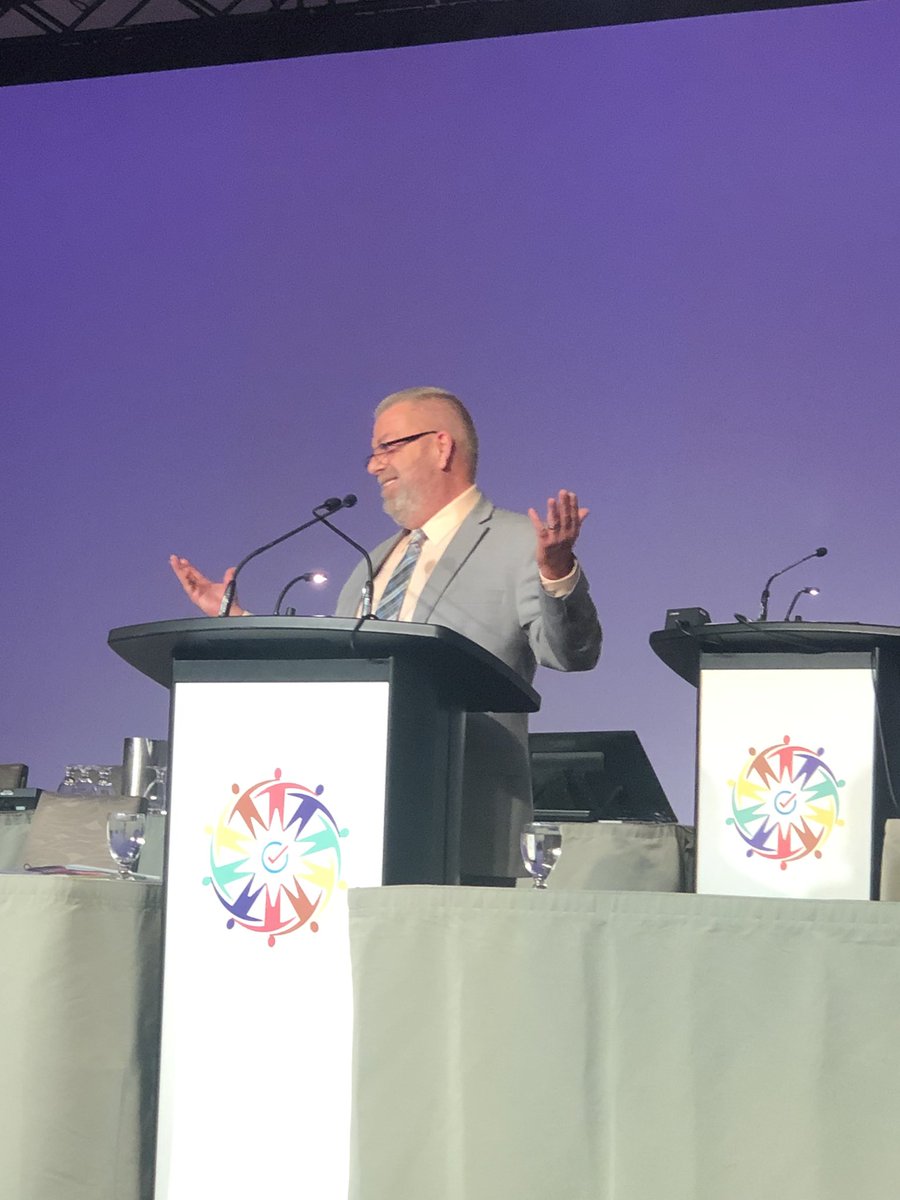 Sarah Hall tweet media