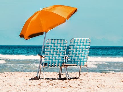 Suport_AOC's tweet photo. ❌Evita la típica situació d’estiu en què s’acaba el termini d’un tràmit a #EACAT, l’usuari no disposa de permisos i el gestor/a està de vacances🏖️

Designar-ne és fàcil: Designació de gestor d’usuaris. Si ja no és a l’ens, caldrà fer-ho via tramesa

https://t.co/tDCr9r7gmd https://t.co/bAasGNW6ef