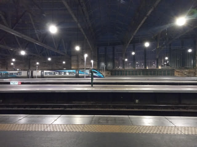 gerryelma's tweet photo. @ImagesAlbum #ImagesAlbum
#BitsOfScotland
#GlasgowCentral
#LateNightTrain https://t.co/LpdFv7tz5U