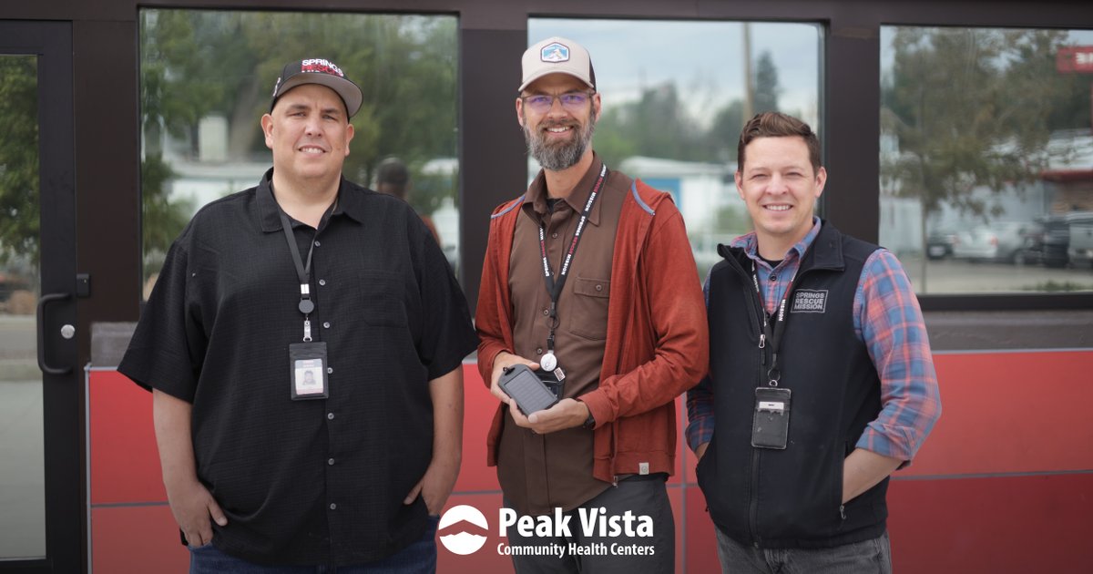 PVCHC's tweet photo. Collectively, CHCs serve 1.3 million individuals experiencing homelessness each year. Yesterday, we said thank you to our partners who support those experiencing homelessness with a gift of solar-powered chargers. 

@springsrescue 
@SalvationArmyCS 
@westside_cares 

#ValueCHCs https://t.co/c8gPU2wPJw