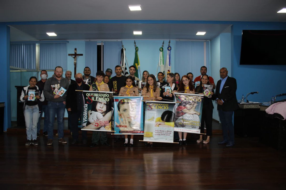 Um projeto de Lei da autoria da vereadora Neli Barros junto com o Vereador Juninho Enfermeiro, foi aprovado ontem e instituiu que todo 4° sábado do mês de Agosto é dia da Campanha “Quebrando o silêncio no Município de Guapisara-SP”. 
Gratidão a Deus por tamanha vitória. 🙏🏻