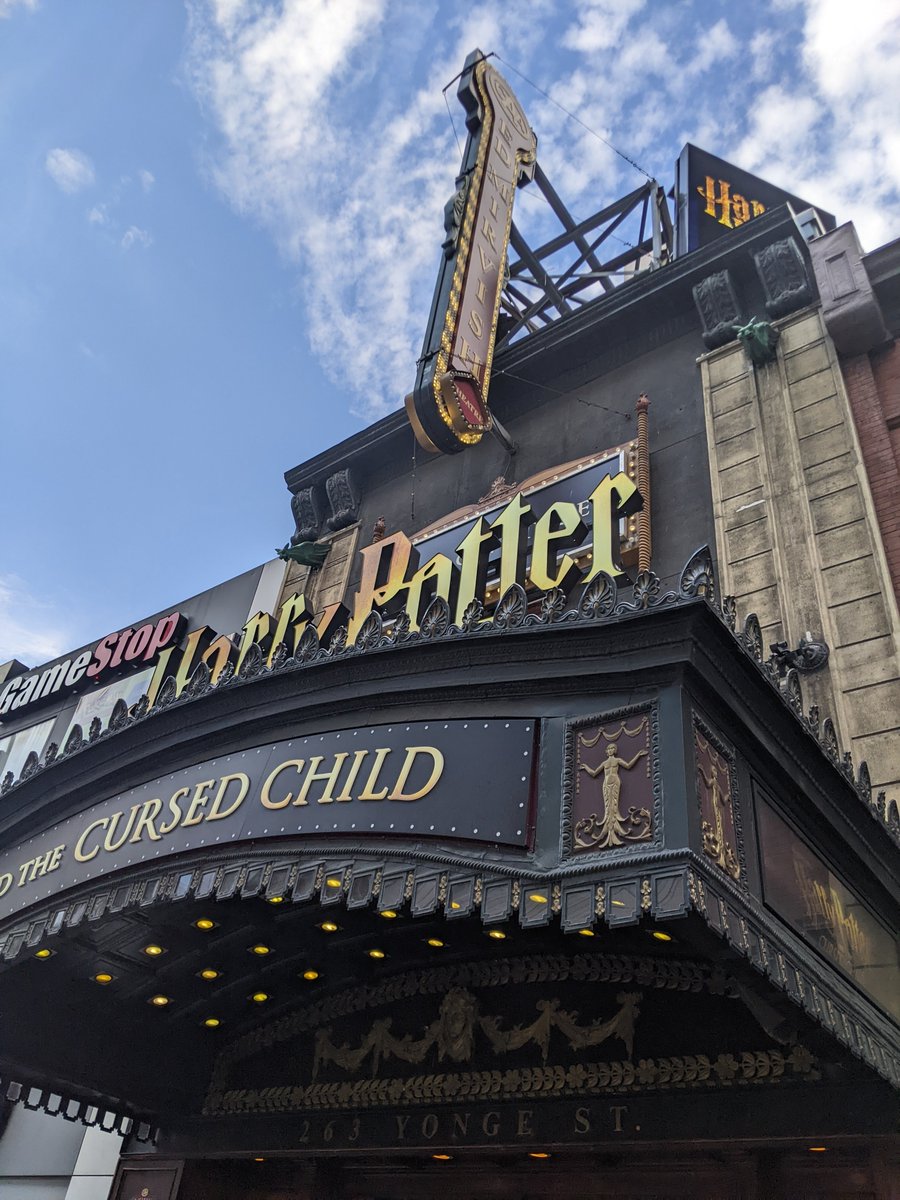 A truly spell-binding⚡magical⚡ night at <a href="/Mirvish/">Mirvish Productions</a> <a href="/cursedchildcan/">Harry Potter and the Cursed Child CAN</a>... the special effects, the dementors, the transfiguration, the time-turning effects, the immersive theatrical experience was 💯.

I cannot wait to see this production again and again. #cursedchildcan