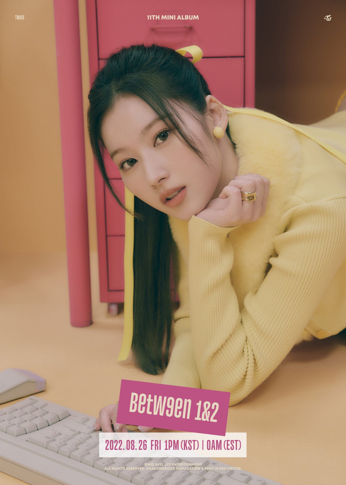 TWICE on X: 