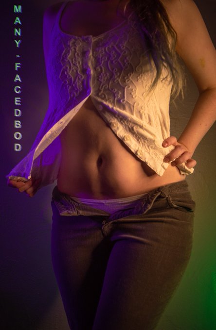 Retweet if you think bellies are underappreciated 🥰  #belly #hips #unbuttoned https://t.co/LvhxdYnZw<a href="/tag/hips"class="tags"><span>#hips</span></a><a href="/tag/belly"class="tags"><span>#belly</span></a><a href="/tag/unbuttoned"class="tags"><span>#unbuttoned</span></a>