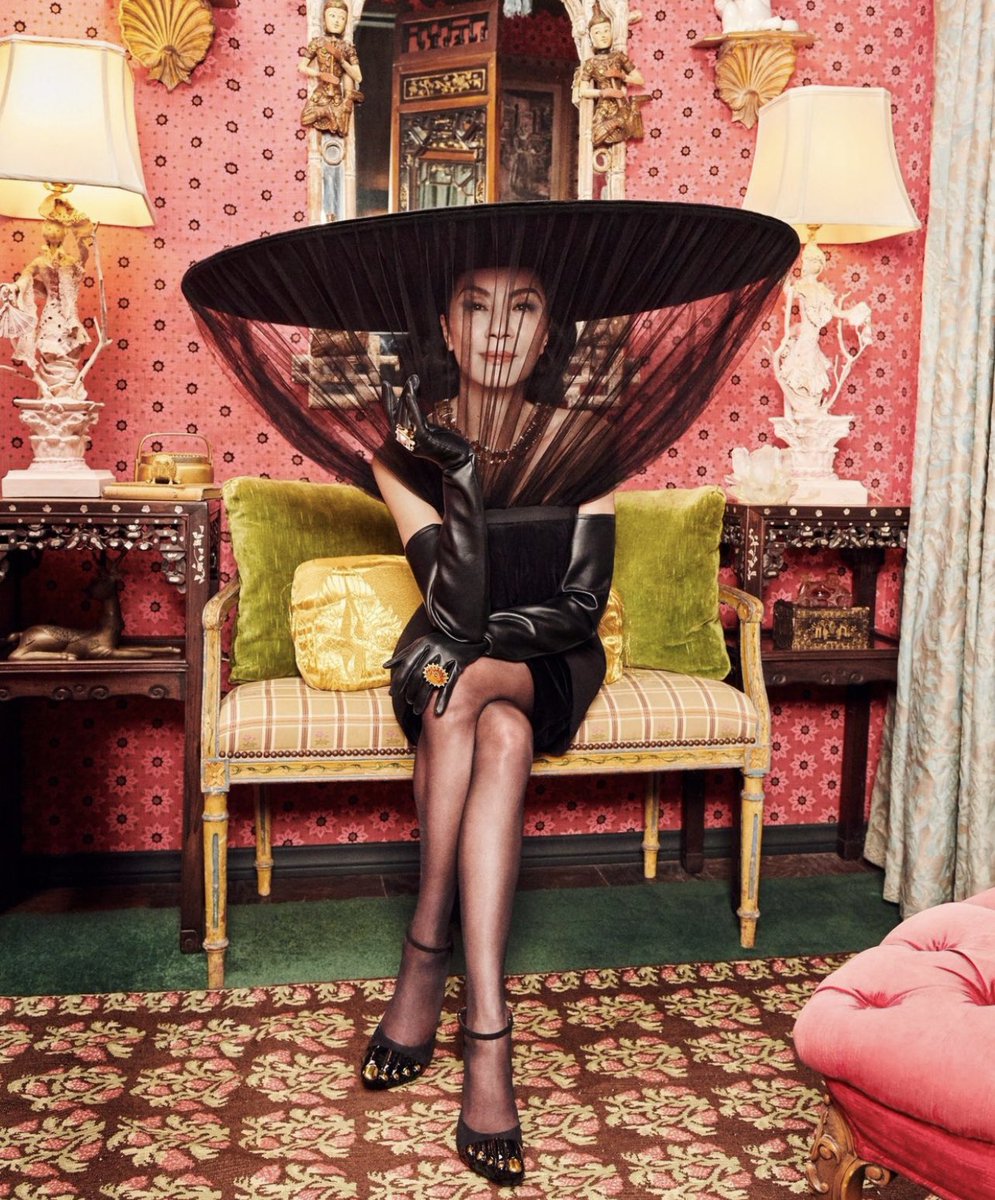 JarettSays's tweet photo. In absolute awe of Michelle Yeoh’s T&amp;C photoshoot with Ruven Afandor https://t.co/tDidauHe1Z