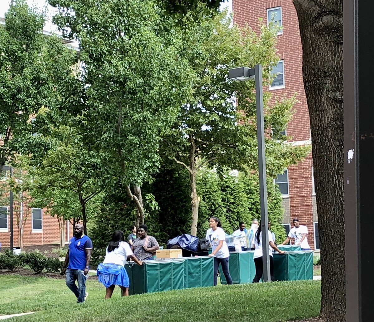 It’s HAPPENING!
Happy move-in day, first year <a href="/GeorgeMasonU/">George Mason University</a> students!
#Welcome2Mason