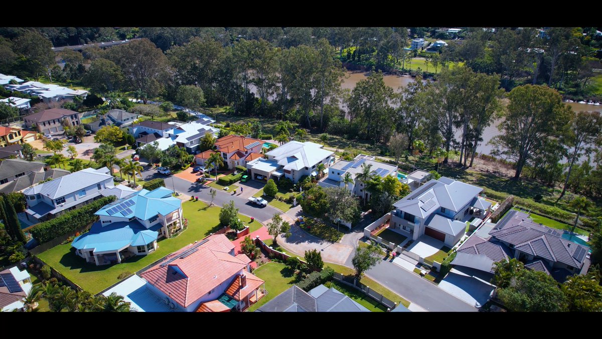 PezzaVFX's tweet image. the next chapter... 🏡