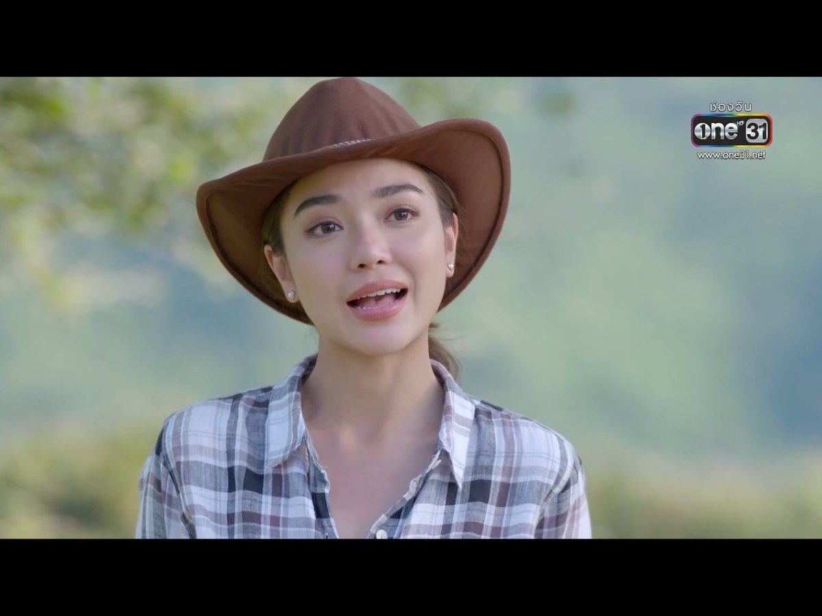 iammBABY's tweet photo. โหมดอ้อนของคุณสาริกาคือไม่ไหวมากกกกกกก น่ารักจนลมจะจับ คุณเทวราชทนได้ไง ผีเสื้อบินในท้องฉันเป็นพันตัวแล้ว🦋🦋🦋 #ฟ้าเพียงดินตอนจบ https://t.co/8jfzIwP50P