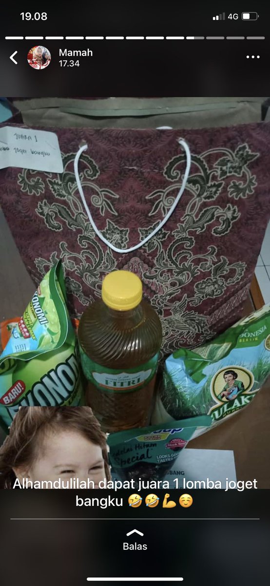 andinedrr's tweet image. Yang sibuk banget dari pagi ikut lomba agustusan akhirnya menang banyak sampe dapet kipas angin tapi bukan merk cosmos wadesta jadi sedikit kecewa wkwk #agustusan #17agustus #perlombaan
