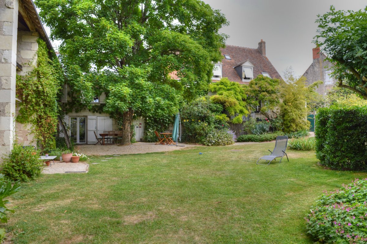 👏 Depuis le 1er janvier 2022, 𝟰𝟰 𝗵𝗲́𝗯𝗲𝗿𝗴𝗲𝗺𝗲𝗻𝘁𝘀 ont rejoint le réseau <a href="/GitesDeFrance/">Gîtes de France</a> Touraine. Nous souhaitons la 𝓫𝓲𝓮𝓷𝓿𝓮𝓷𝓾𝓮 à nos 𝓷𝓸𝓾𝓿𝓮𝓪𝓾𝔁 𝓹𝓻𝓸𝓹𝓻𝓲𝓮́𝓽𝓪𝓲𝓻𝓮𝓼 ! ☺️
Découvrez nos gîtes et nos chambres d'hôtes👉 valdeloire-tourisme.fr