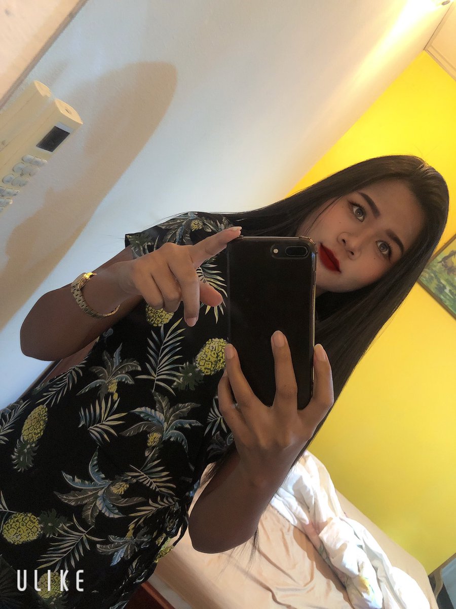JoySmild's tweet photo. แอบแซ่บจนชิน🤪🤪 เลยไม่อินกับการเปิดตัว😝😝😝😆😆 https://t.co/AifMyMmgEM