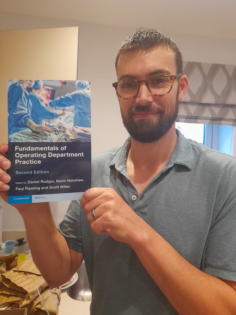 philosowhal's tweet photo. Finally have a copy in my hands! #FODP https://t.co/LLz2Mu7wos