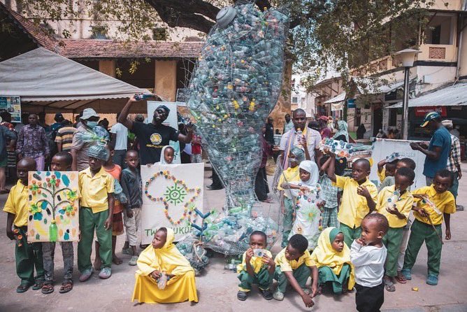 theflipflopi's tweet photo. The future of our planet depends on the youth of today. Weโre constantly inspired by the courage, innovation and dedication that our young people show in wanting to create a better world for all life on earth. #happyyouthmonth
โ https://t.co/hXjiFsMLy6