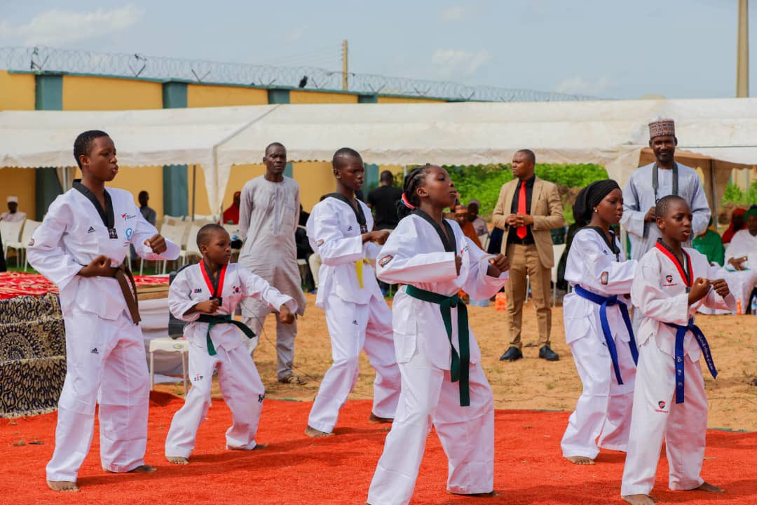 ayshamgwt's tweet photo. The Northern Governors Wives Forum @NGFSecretariat @NGW_Forum gathered in Kebbi last weekend for it's quarterly meeting and to commission a world class Sports and Recreation Center established by the First Lady of Kebbi State H.E @DrZSB in Birnin
#NGWF #SayNoToDrugs #Kebbi #Sport https://t.co/mde7WBwf2q