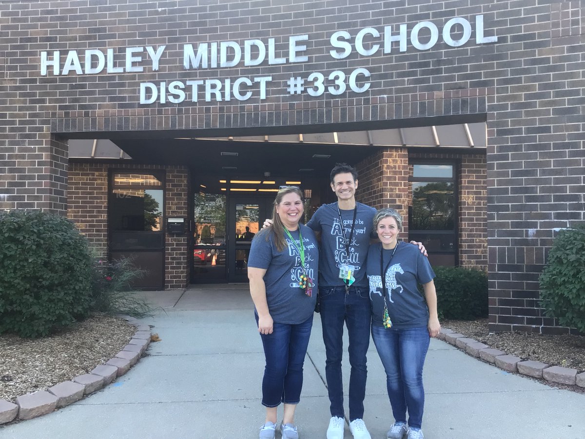 Hadley's administrators are excited to welcome students to the 22-23 school year. #33cPride #gomustangs