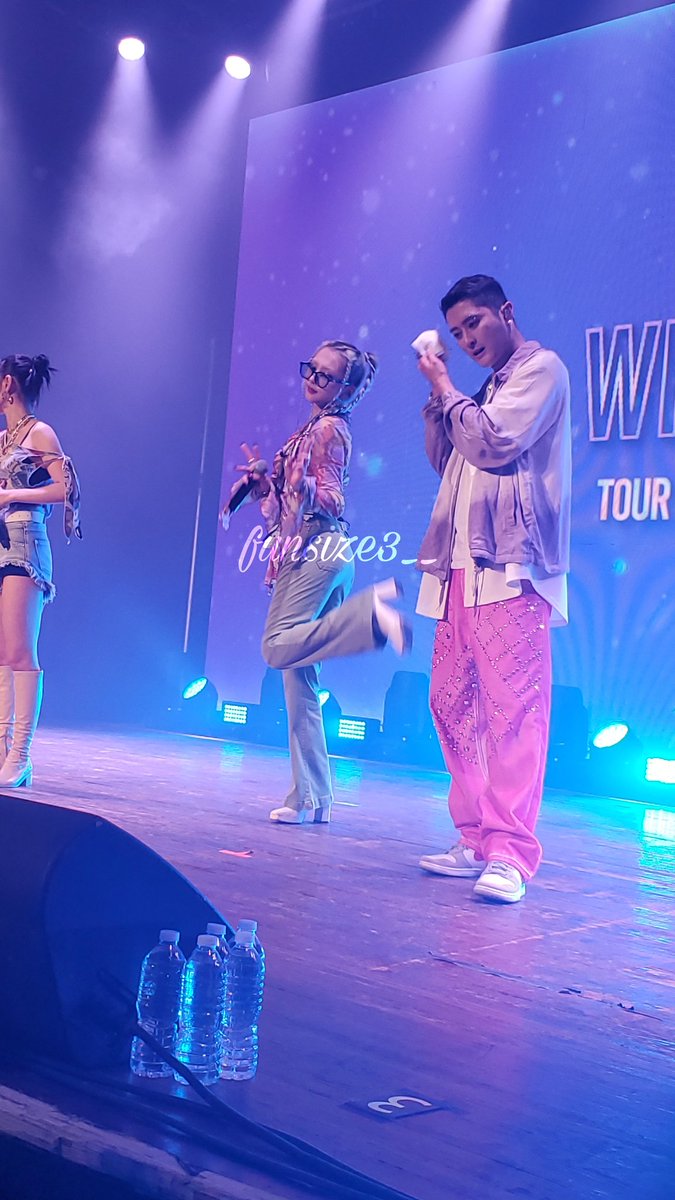 FunSize3__'s tweet photo. Seeing Kard in person in Chicago was the most insane experience ever. And I'm definitely going back again and again everytime.
#2022_WILD_KARD_IN_USA #For_KARD 
#KARDinChicago #2022_WILD_KARD_IN_Chicago https://t.co/V1Z05iClhi