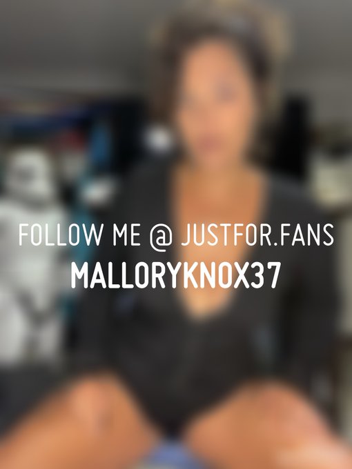 Sexy mommy smokes...  See this and more at: https://t.co/NgJnYppYpH https://t.co/H6Ta6vQGTV