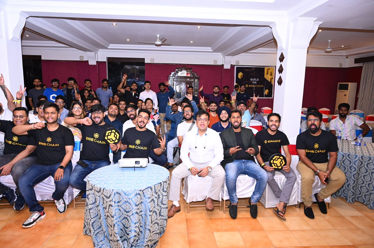 SaiSandeshMakam's tweet photo. Alright! @BNBCHAIN Goa Meet-up, Azaadi with #Web3 was a 2-Day banger! The community meet-up from #BNBChain India was something we needed to kick start our presence! More to come soon! LFG🔥!

#Meetup #web3community #bnbchaingoa #blockchain https://t.co/YYrULni6jg