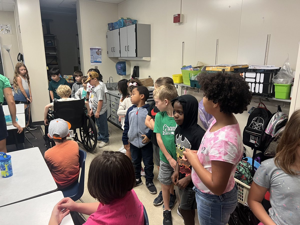 GranbyGators's tweet image. @2GranbyGators are off to a good start!  #buildingrelationships #learningroutines @wcsdistrict #itsworthit