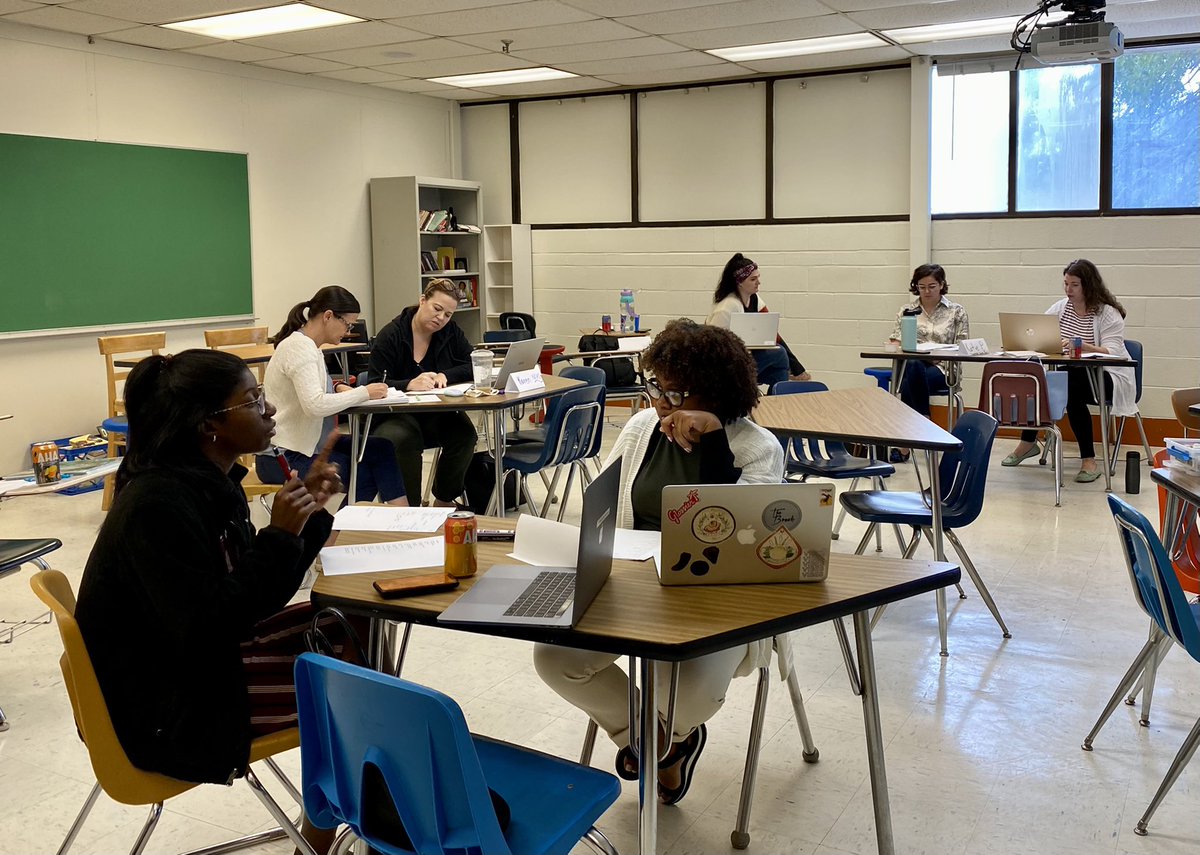 EnglishAACPS's tweet photo. Look at our new English teachers engaging in collaborative writing strategies! 🥰 #NTOK #AACPSAwesome https://t.co/c57ggnLQ1i