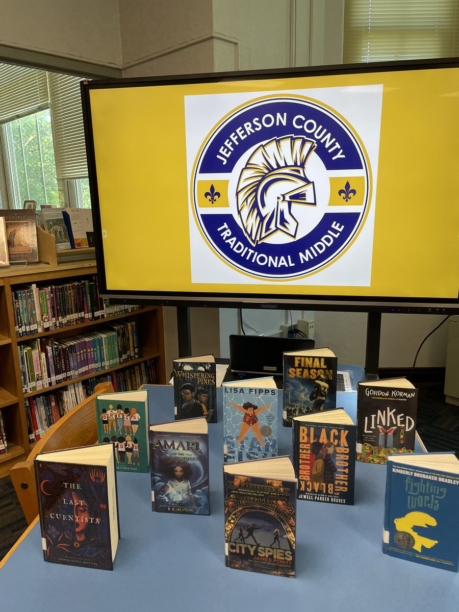 jctmslibrary's tweet photo. Kentucky Bluegrass Award Nominees have Arrived! Shoutout to Library Media Services for the books. #growingreadersgrowingleaders @JCPS_LMS @JCPSLMSDrLynn @Principal_JCTMS @JCTMS_JCPS @JCPSKY @JCPSAsstSuptMS https://t.co/udHUmKMxpc