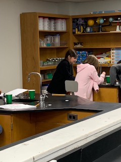 DonnaSm06182878's tweet photo. Ms. Price and Mrs. Beltran engaging with 4th Grade students in the Science Lab at Howry STEAM Academy #WorthIt 
@LWISDlearning
 ♥️♥️ Hands On Learning! https://t.co/OE4HGsjvjK