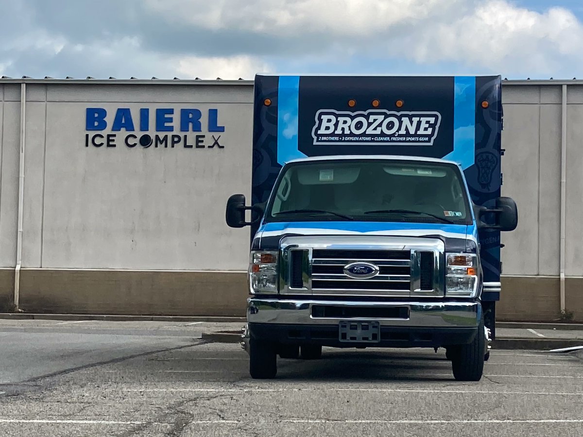 BroZoneInc's tweet photo. 💪 We're back at @BaierlIce tomorrow!  

Get a 50% off auto-applied at checkout when you book your appointment through this link!

https://t.co/XFMqWFdjpY https://t.co/vPW1WdwZED