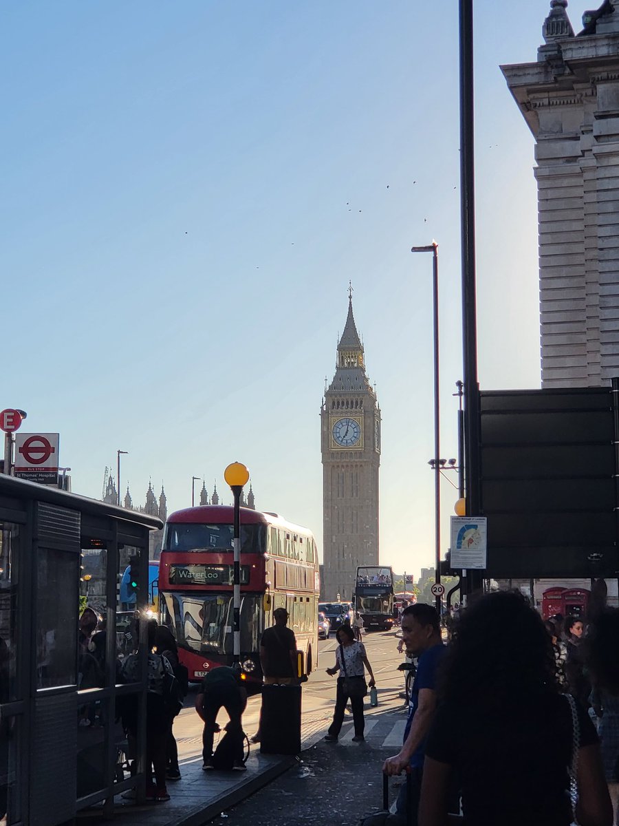DrLiamJohnson's tweet photo. Concluding my @UKRI_News Policy Internship w/ @UKHSA. 3 months packed with amazing opportunities; supporting #NVAP with global genomic surveillance,  shadowing the CEO, &amp; Porton Down site visit. + Great to discover Salisbury's remarkable scenery! https://t.co/91PdMfggi5