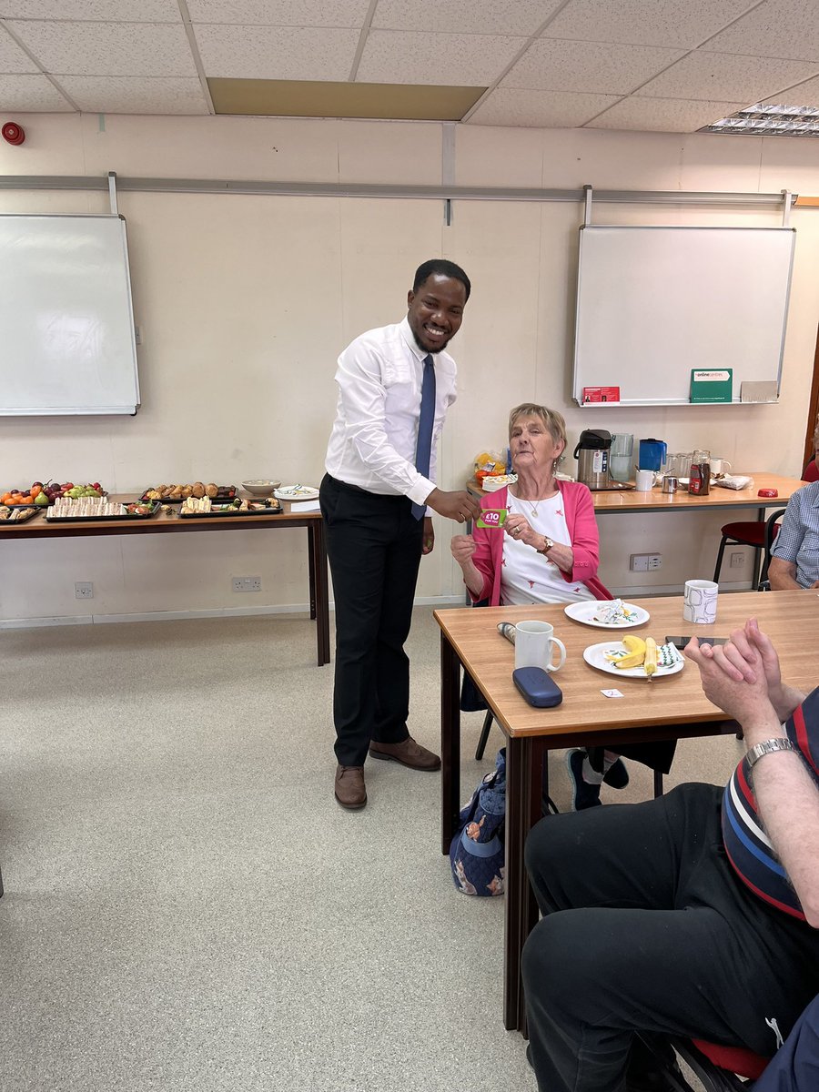 After 1hr:30mins of intense conversation &amp; robust engagement during yesterday’s Focus Group on Public Health Info Review, it was time to break the ice &amp; lighten the mood.

A free raffle was just the perfect way as 5 lucky winners went home with Gift Cards. 

Feel the excitement🎊