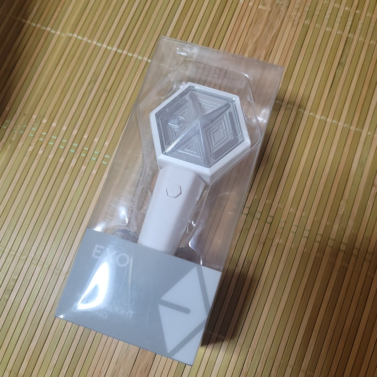 didehdideh921's tweet photo. 엑소응원봉
엑소미니응원봉
엑소 응원봉키링 팝니다~

구매당시 불량여부만확인후 개봉한적 없어요!
16,500원에 팝니다 https://t.co/zU3y1t8yda