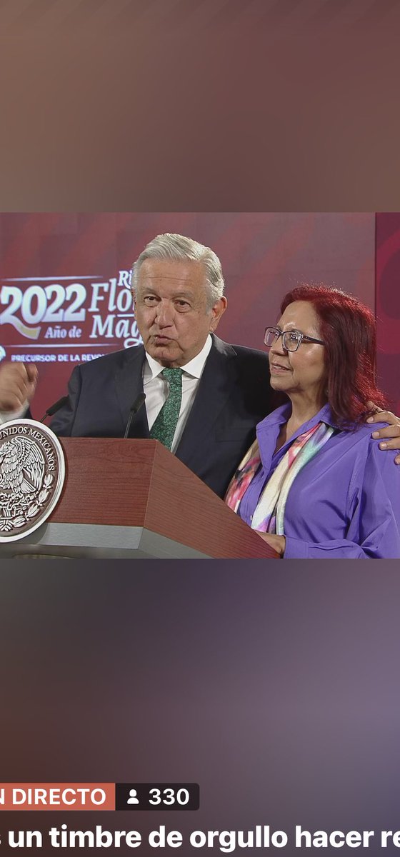 epigmenioibarra's tweet photo. Tiene razón @lopezobrador_ es un orgullo tener como Secretaria de Educación a una mujer, a una maestra, a una luchadora social que  sabe escuchar al pueblo y ha estado siempre a su lado. Que maravilla que otra mujer, otra maestra ocupe la oficina de Vasconcelos. https://t.co/Z7UMCNvvXf