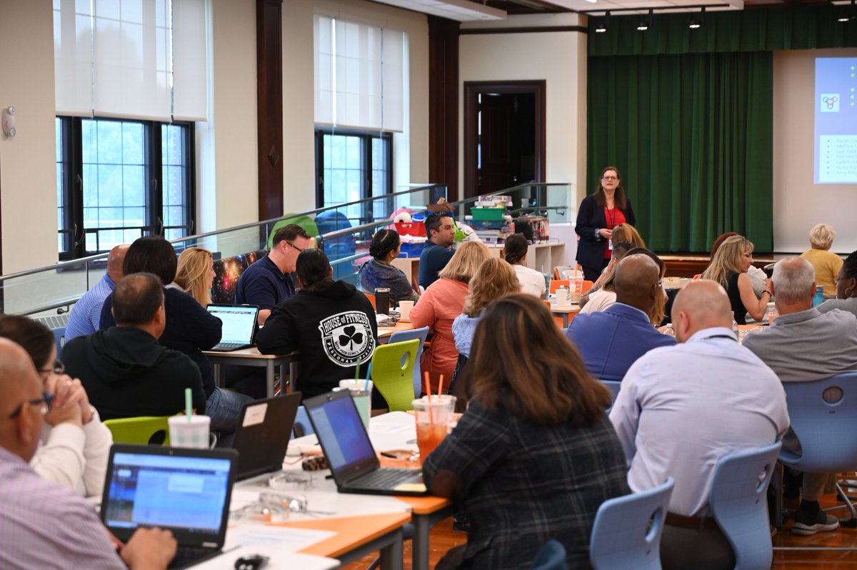 Our Superintendent, Dr. Cheryl McWilliams kicks off the Administrators’ Advance as we prepare for the 2022-2023 school year.  We appreciate our leaders and the work they do to prepare for the new school year!  #OnTheRIse