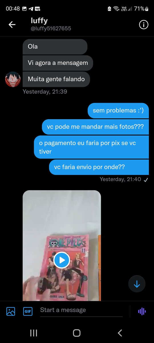 lotusagirii's tweet photo. POR FAVOR ME AJUDEM, EU ACABEI DE LEVAR UM GOLPE AQUI NO TWITTER!!! 
 vi um post de uma garota divulgando venda de mangá de one piece aqui, segundo ela precisava pagar o aluguel e quis ajudar, juntei com o meu sonho de infância de ter a coleção e pensei "pq não?", fui ingênua+ https://t.co/f9fFxcKixA
