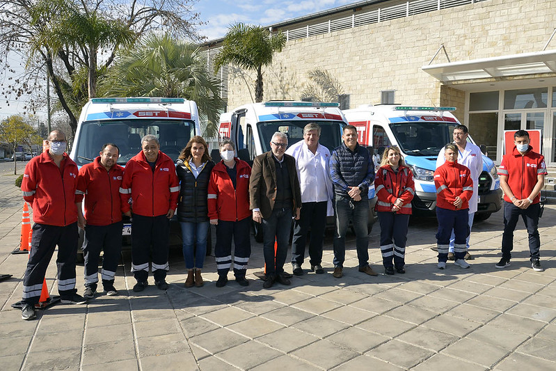 ZNVISION's tweet image. El intendente @ZamoraJulio presentó 3 nuevas ambulancias del Sistema de Emergencias Tigre
 #intendente #JulioZamora #nuevasambulancias #presentó #SistemadeEmergenciasTigre
@MunicipioTigre
@icastrocranwell
@GiselaLZamora

zonanortevision.com.ar/275394/el-inte…